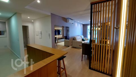 Image 18 - 264385
